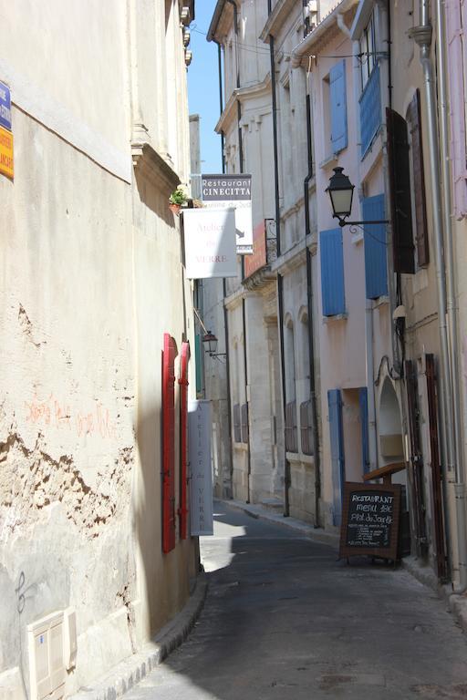 Mas De Valrugues Holifrance Saint-Rémy-de-Provence Exterior foto